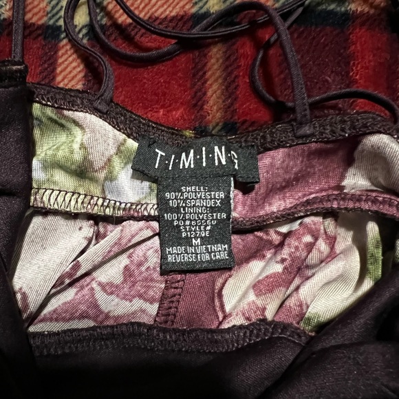 Timing Velvet Romper - Picture 2 of 3